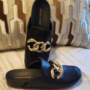 Black Mules with Giant Chain Size 10